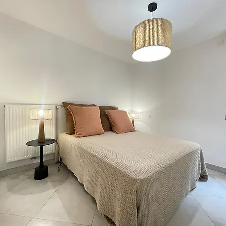 Apartment De Standing 3 Pieces Avec Clim, Garage Double, Proche Plages Et Commerces A - Fr-1-338-572 *