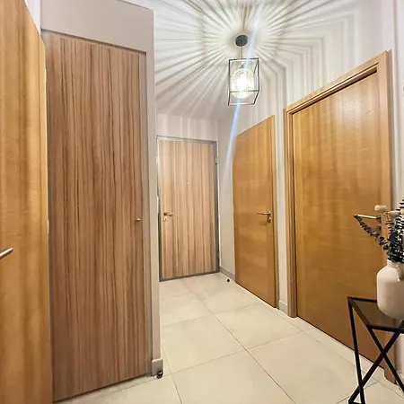 De Standing 3 Pieces Avec Clim, Garage Double, Proche Plages Et Commerces A - Fr-1-338-572 Apartment Sète